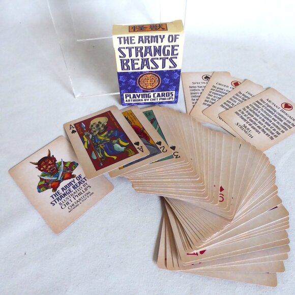 NEW ARMY OF STRANGE BEASTS MONSTERS ODDITY ILLUSTRATION PLAYING CARDS - Picture 1 of 9